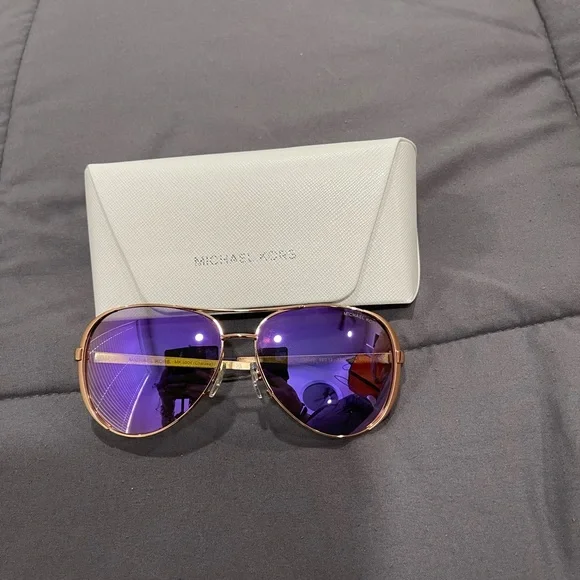 Michael Kors Sunglasses - Picture 2 of 4